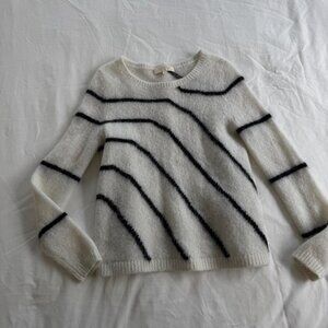 Sezane Women's White and Cream Jumper